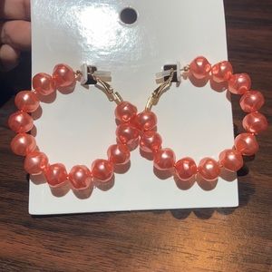 H&M Pretty pink pearl round hoops